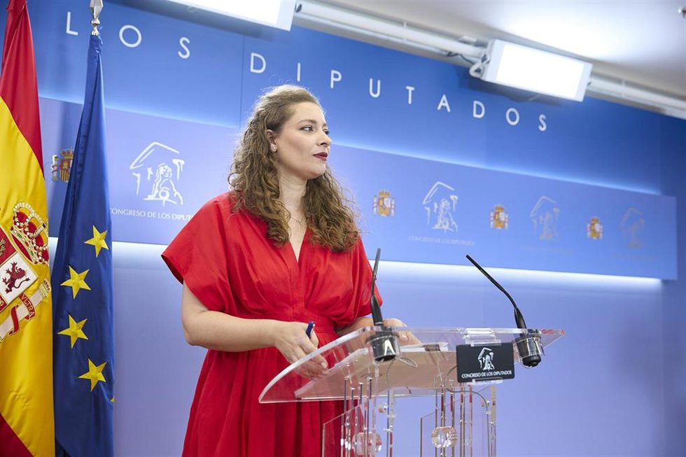 Archivo - La portavoz del PP en el Congreso, Ester Muñoz, durante una rueda de prensa posterior a la reunión de la junta de portavoces, en el Congreso de los Diputados, a 9 de septiembre de 2025, en Madrid (España).