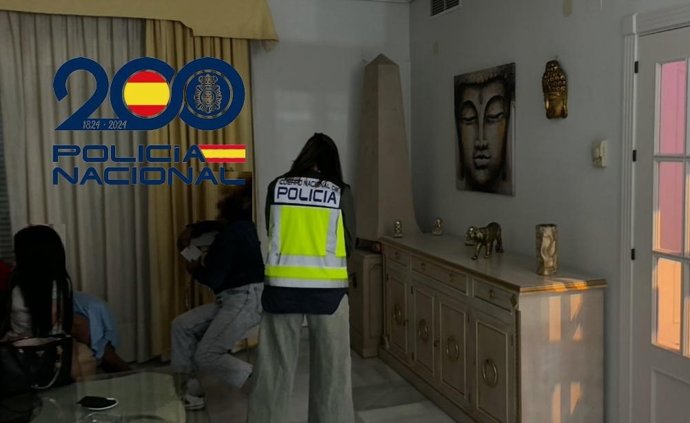Operación Azahara de la Policía Nacional contra dos casas prostíbulo en Tomares y Gelves.