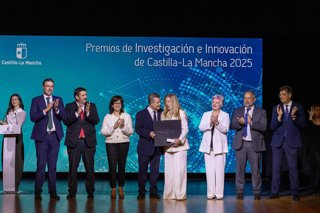 El presidente de Castilla-La Mancha, Emiliano García-Page, en el acto de entrega de los Premios de Investigación.