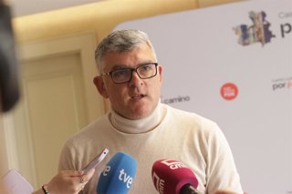 El presidente del Grupo Socialista en las Cortes de Castilla-La Mancha, Ángel Tomás Godoy