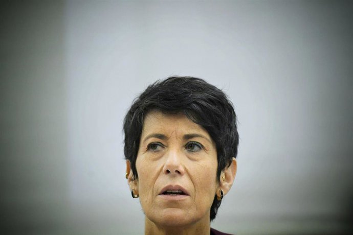 Archivo - La ministra, Elma Saiz.