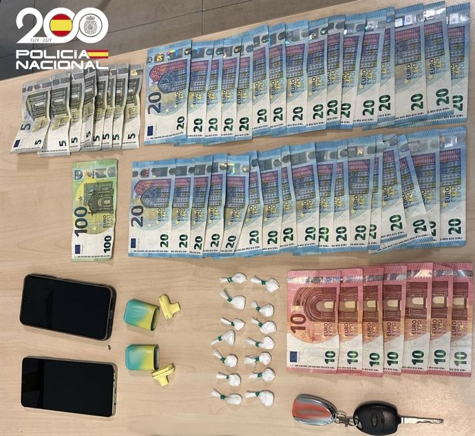 Detenidos en Eivissa dos hombres que supuestamente vendían drogas a menores de edad