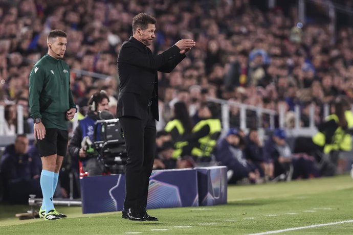 El entrenador del Atlético de Madrid, Diego Pablo Simeone, en un partido de Liga de Campeones.