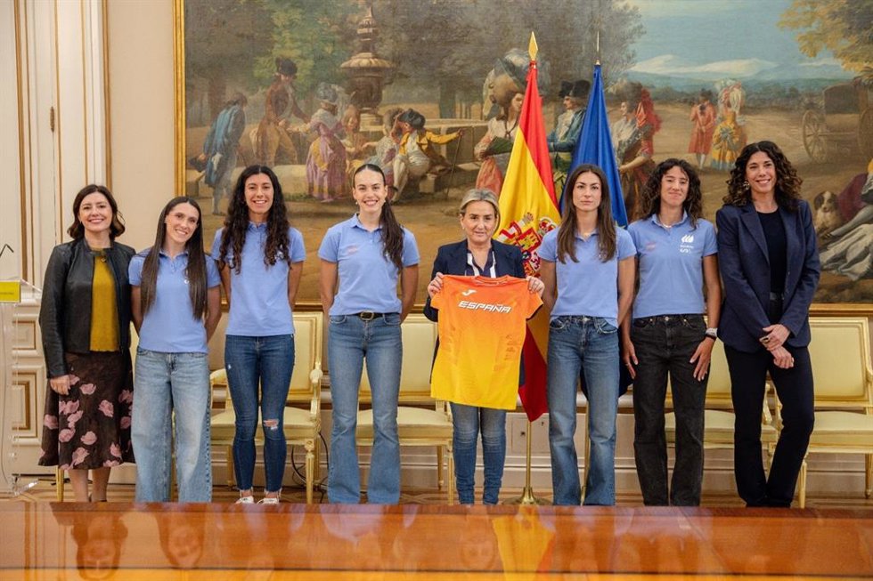 La ministra de Educación, Formación Profesional y Deportes, Milagros Tolón, ha destacado los éxitos en el Mundial de atletismo de pista cubierta en Polonia.
