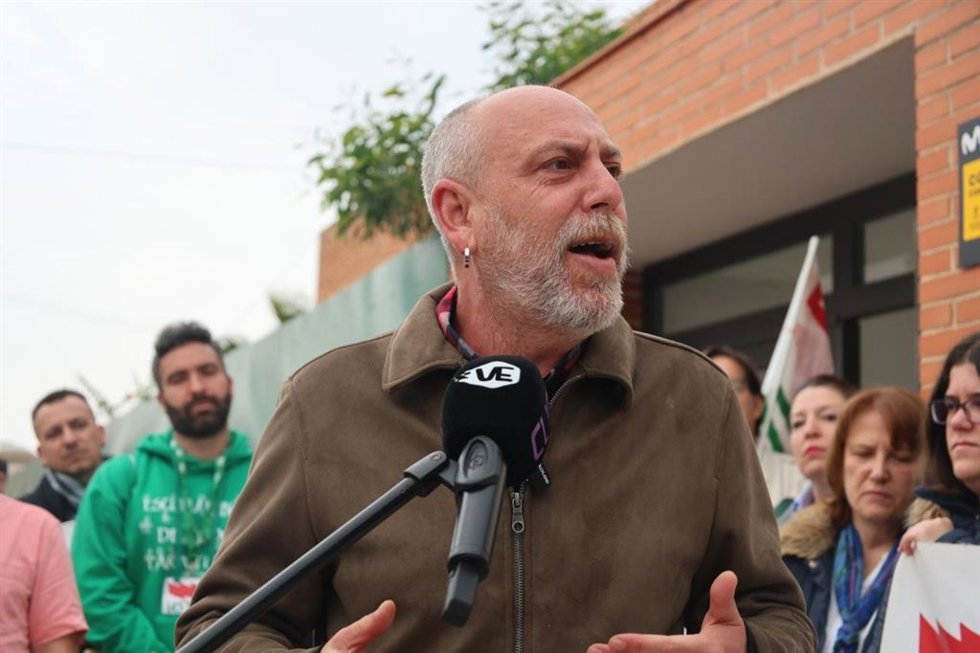 El candidato de Por Andalucía por Málaga, Ernesto Alba, en una imagen de archivo.