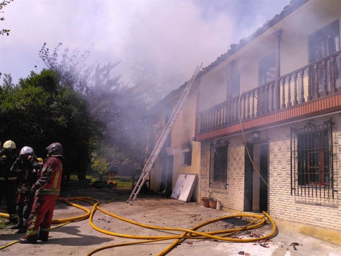 Incendio en una vivienda en Miengo