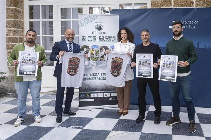 El vicepresidente primero de la Diputación de Cádiz, Juancho Ortiz, presenta la primera edición de 'Desafío Sierra de Cádiz',