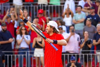 Tenis, Chile vs Serbia. Copa Davis 2026. Los tenistas chilenos Tomas Barrios y Nicolas Jarry celebran el triunfo, durante el partido de dobles de Copa Davis válido por el Grupo Mundial, disputado en la Cancha Central Anita Lizana, Parque Estadio Nacional