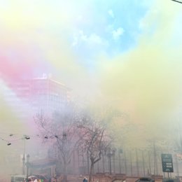 Imagen de la 'mascletà' ofrecida por Pirotecnia Caballer FX Global FC en València con motivo de las Fallas de 2026. 