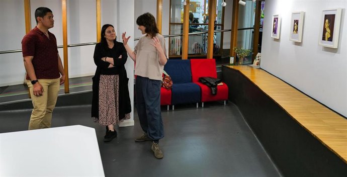 Espacio Joven impulsa un programa pionero de mentorías artísticas coordinado por la galerista Alexandra García