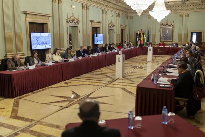 Archivo - Pleno correspondiente al mes de noviembre de 2025 del Ayuntamiento de Huelva.
