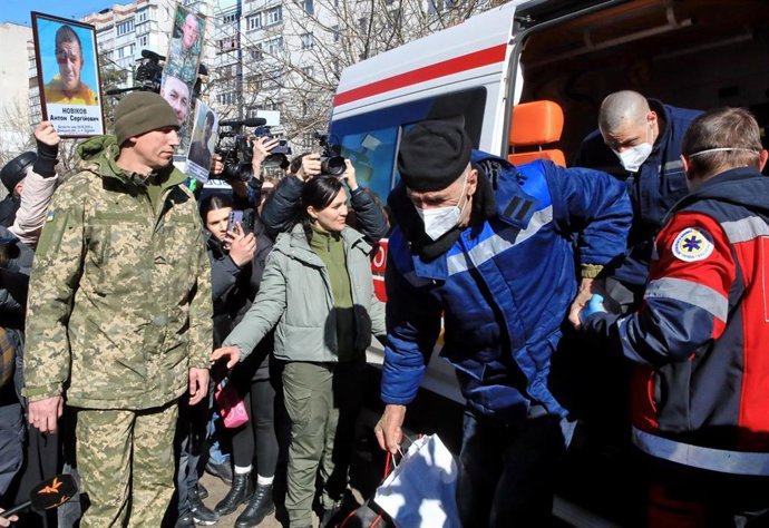 Archivo - Militares ucranianos liberados por Rusia el 6 de marzo de 2026 dentro de un acuerdo de intercambio (archivo)