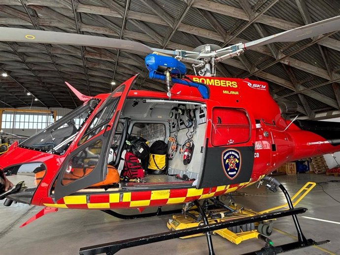 Helicóptero la Milana de los Bomberos de Mallorca