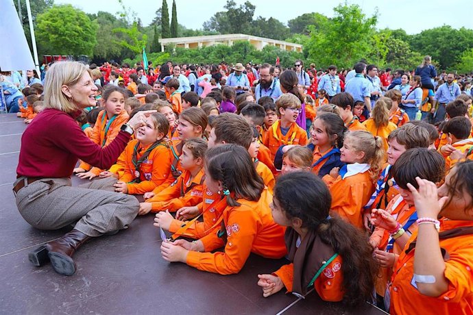 La alcaldesa de Jerez de la Frontera (Cádiz), María José García-Pelayo, ha acompañado este sábado a la Federación de Scouts Católicos de Andalucía en la apertura de su VII San Jorge Federativo