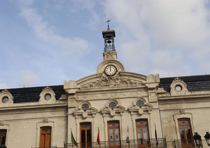 Archivo - Fachada de la Diputación de Jaén. Imagen de archivo.