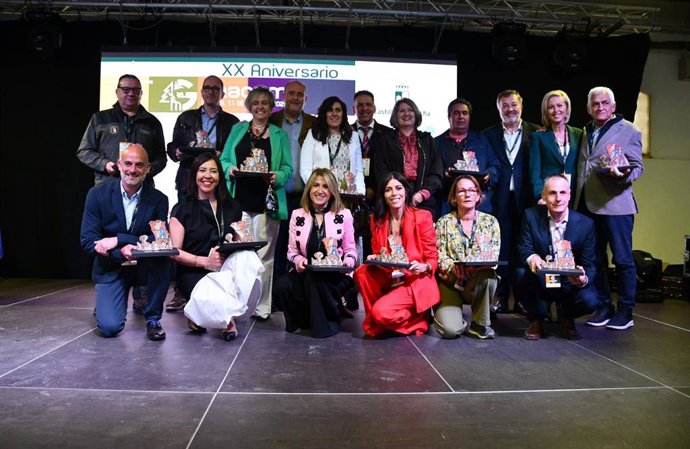 El vicepresidente primero del Gobierno regional, José Luis Martínez Guijarro y la consejera de Desarrollo Sostenible, Mercedes Gómez, participan en el acto institucional del 20 aniversario de la empresa pública Geacam.