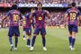 El Barça celebra media liga con el derbi