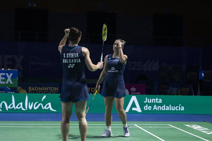 Gabriela y Stefani Stoeva, durante el Campeonato de Europa de bádminton 2026.