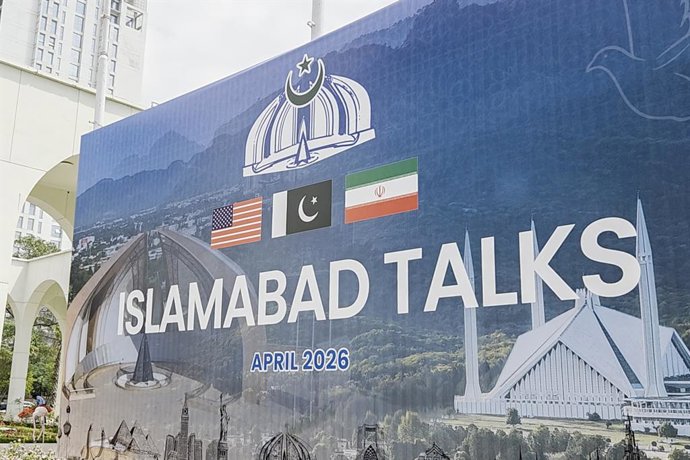 PAQUISTÃO, ISLAMABAD – 11 DE ABRIL DE 2026: O Centro de Convenções Jinnah se prepara para sediar as negociações entre os Estados Unidos e o Irã. Captura de tela de vídeo. Melhor qualidade disponível