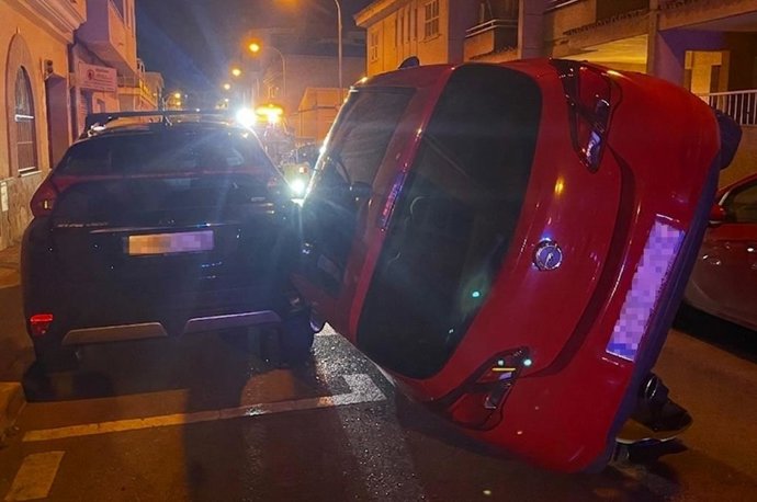 Investigado por volcar su coche mientras cuadruplicaba la tasa de alcohol y circulaba sin carné en Palma