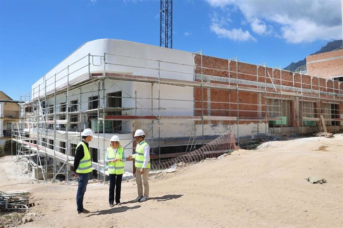 Obras en la residencia de mayores de Trapiche del Prado (Marbella, Málaga).