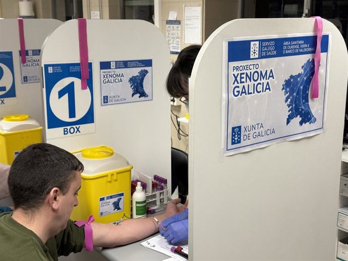 Toma de muestra en el proyecto 'Xenoma Galicia'.