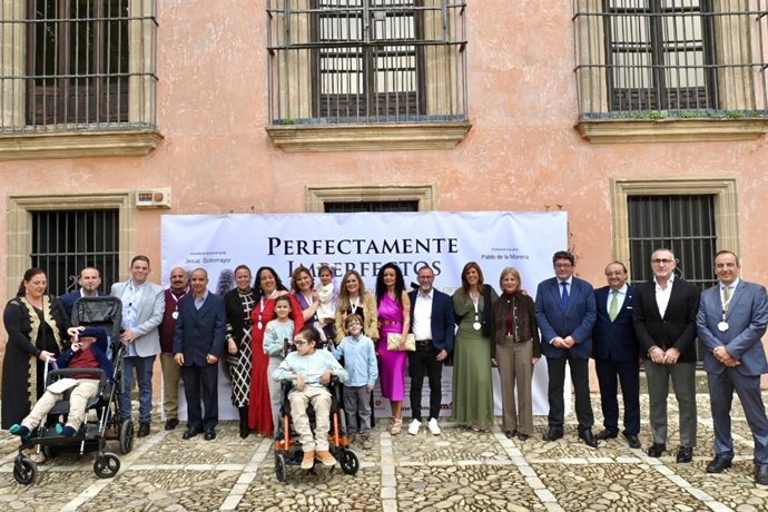 La alcaldesa de Jerez, María José García-Pelayo, en la premier del documental 'Perfectamente Imperfectos'.