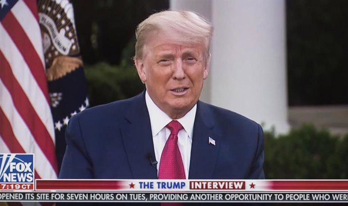 Archivo - Arquivo - 9 de outubro de 2020, Washington, Distrito de Columbia, EUA  -   Uma captura de tela do programa da Fox News “Tucker Carlson Tonight”,  durante o qual o presidente DONALD TRUMP foi entrevistado pelo colaborador da Fox News, Dr. Marc Si