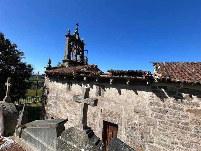 La iglesia románica de Santa María de Carboeiro