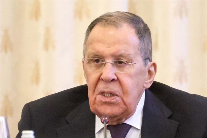 RÚSSIA, MOSCOU - 9 DE ABRIL DE 2026: O ministro das Relações Exteriores da Rússia, Sergei Lavrov, participa de um evento de apresentação do Festival Internacional da Juventude 2026, programado para acontecer em Yekaterinburg de 11 a 17 de setembro de 2026
