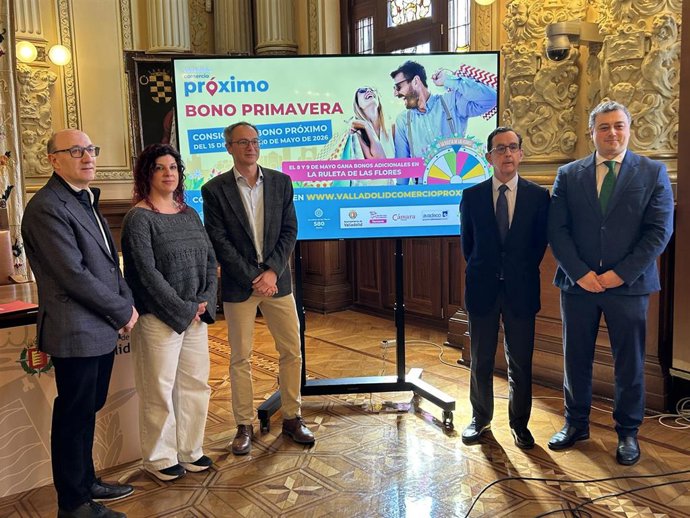 Presentación de la campaña de bonos de Comercio Próximo en Valladolid.