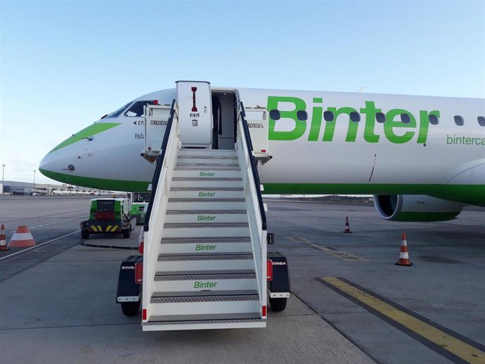 Binter lanza billetes para volar entre Valladolid y Canarias desde 80 euros por trayecto hasta marzo de 2027
