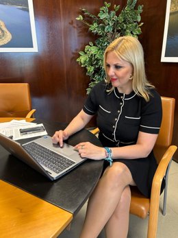 La consejera de Hacienda en funciones, Elena Manzano