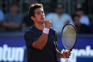 Tenis, Cristian Garin vs Sebastian Baez El tenista Crisitan Garin de Chile celebra el punto en contra de Sebastian Baez de Argentina por el ATP 250 de Santiago  2024 en el Club Deportivo San Carlos de Apoquindo en Santiago, Chile. 26/02/2026 Felipe