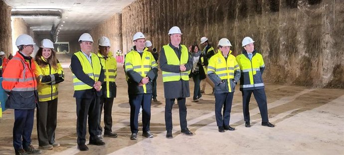 El soterramiento de A-5 va "algo adelantado" a pesar de problema de suministros y el ajardinamiento comenzará en septiembre