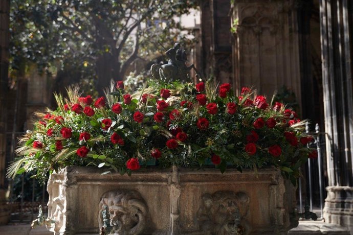 Imagen de la fuente del claustro de la Catedral de Barcelona.