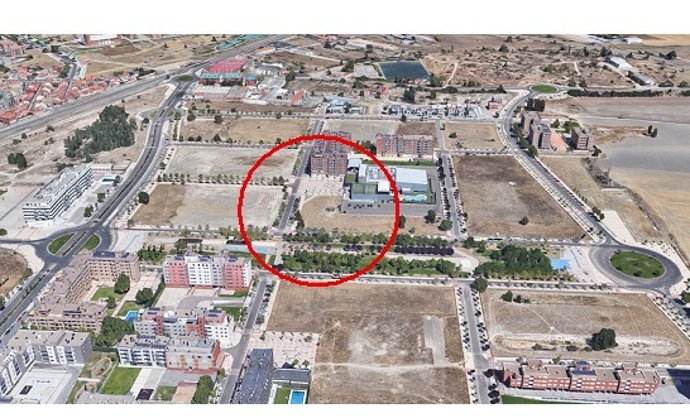 Parcela en la que se ubicará la promoción de 64 viviendas en Los Santos-Pilarica.