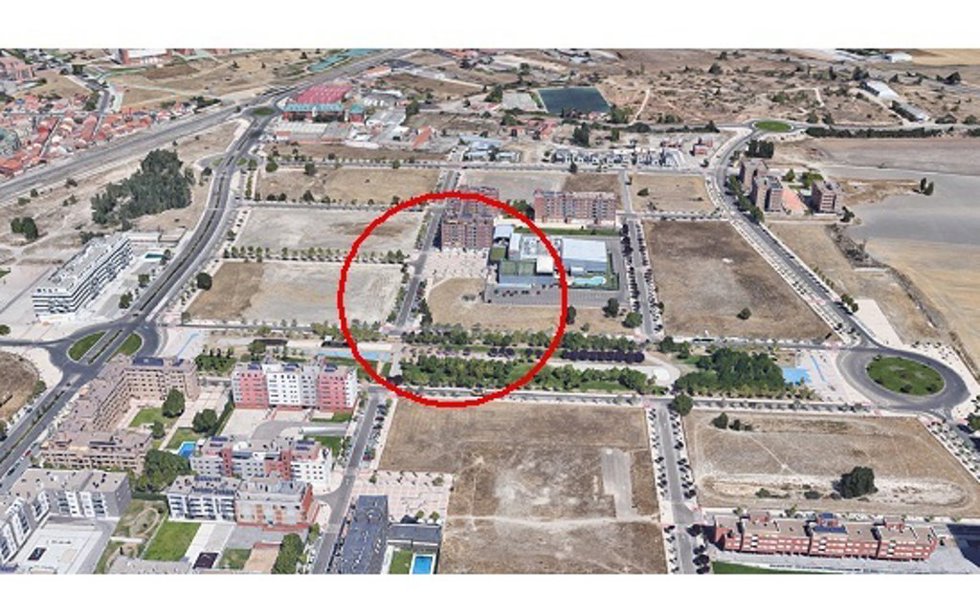 Parcela en la que se ubicará la promoción de 64 viviendas en Los Santos-Pilarica.