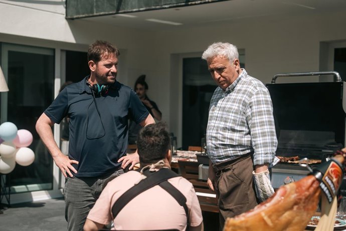 Archivo - Joaquín Mazón y Leo Harlem regresan a las salas con la segunda parte de 'La Familia Benetón'.