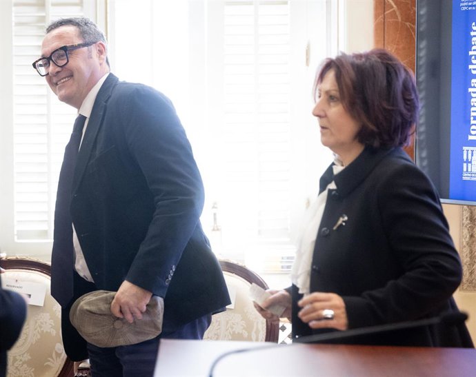 La fiscal general del Estado, Teresa Peramato Martín, y el ex-fiscal general del Estado, Álvaro García Ortiz, durante la II Jornada de debate sobre el proyecto de Ley Orgánica de Enjuiciamiento Criminal. Archivo. 