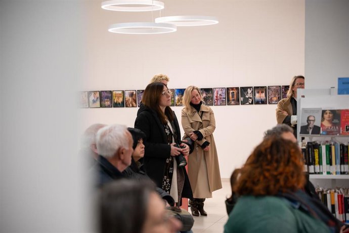 Exposición dedicada a la Semana Santa de Sevilla en la ciudad italiana de Noicàttaro.