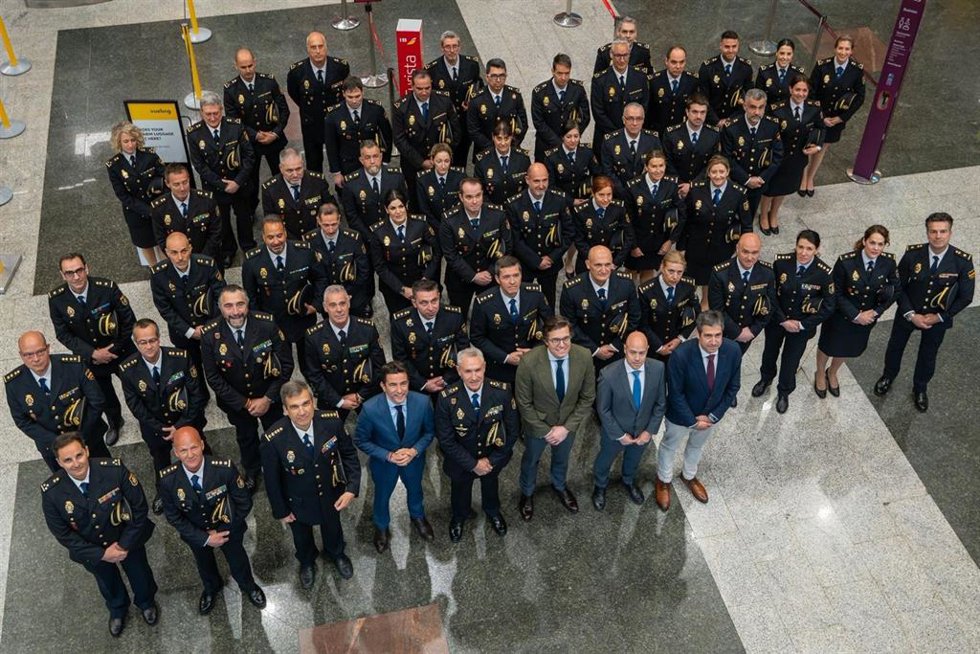 Casares inaugura en el Seve Ballesteros el Curso de Seguridad en Aeropuertos de la Policía Nacional