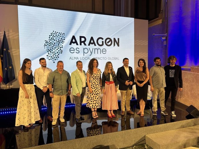 Participantes en la presentación de la Red 'Aragón es pyme'