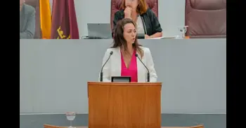 La diputada regional Virginia Martínez deja Vox y se marcha al Grupo Mixto