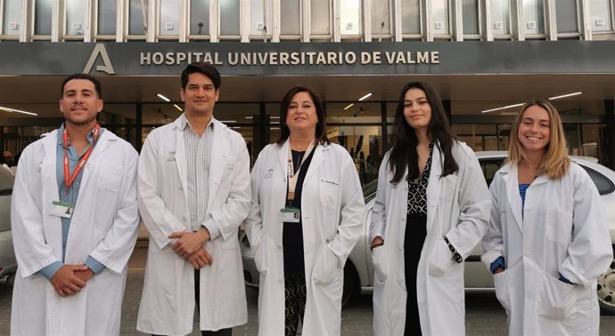 Equipo de rehabilitadores del Hospital Universitario de Valme de Sevilla.