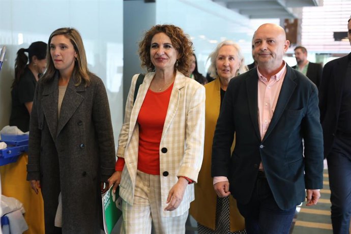 La candidata por el PSOE andaluz María Jesús Montero preside el Comité Director. (Foto de archivo).