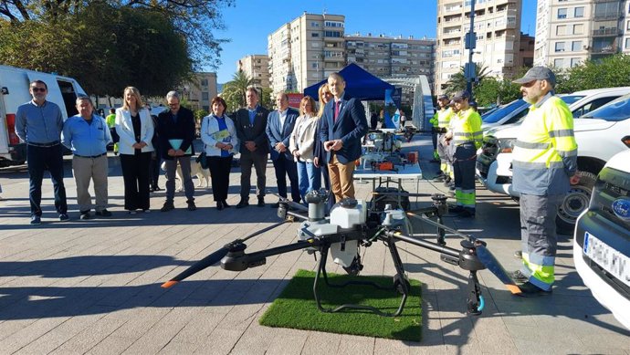 Presentación de la campaña contra el mosquito del Ayuntamiento de Murcia