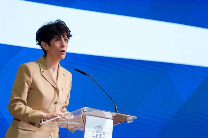 La ministra d'Inclusió, Seguretat Social i Migracions, Elma Saiz, participen en la presentació d'INTegraSS, a 9 d'abril del 2026, a Madrid (Espanya).