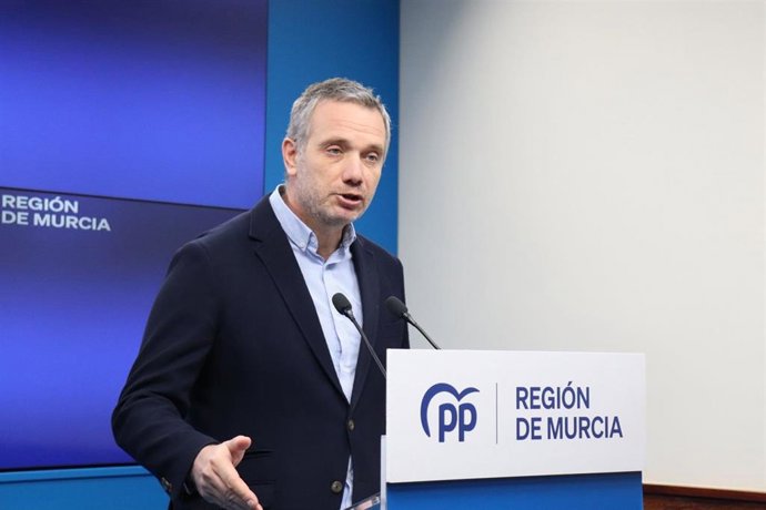 Archivo - El portavoz del Partido Popular en la Asamblea Regional Joaquín Segado 