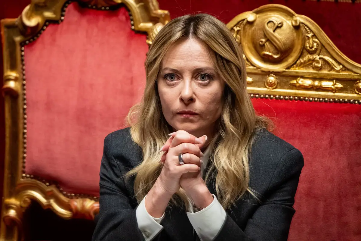 La primera ministra de Italia, Giorgia Meloni en el Senado